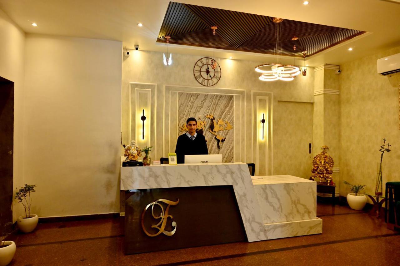Hotel Elite - 5 Mins From Golden Temple Amritsar Exterior photo